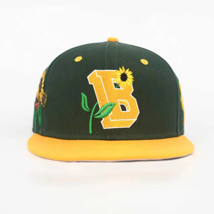 Signature Logo Fitted Cap (Special Box)
